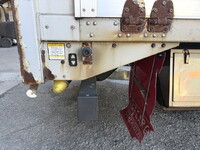 いすゞギガアルミウイング大型（10t）[写真27]