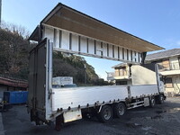 いすゞギガアルミウイング大型（10t）[写真02]