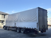 いすゞギガアルミウイング大型（10t）[写真05]