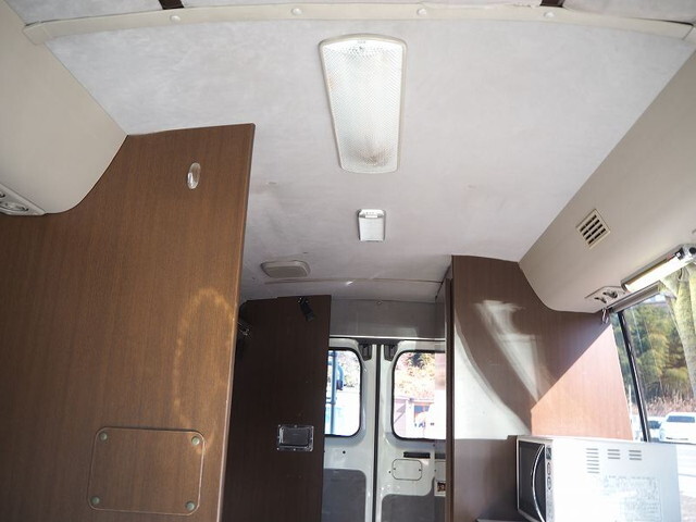 日産シビリアンキャンピングカー中型（4t）[写真22]