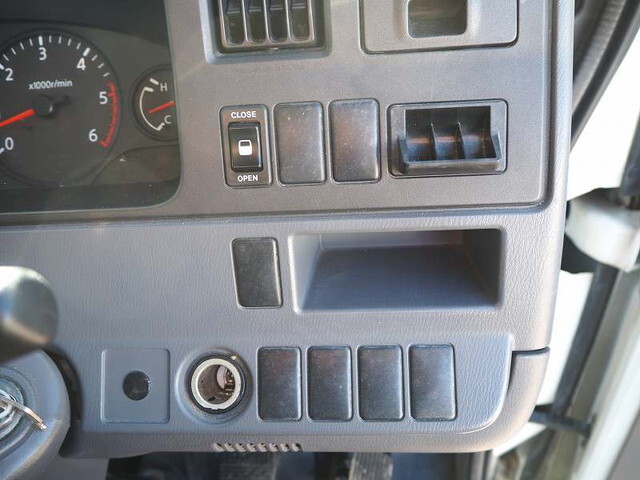 日産シビリアンキャンピングカー中型（4t）[写真38]