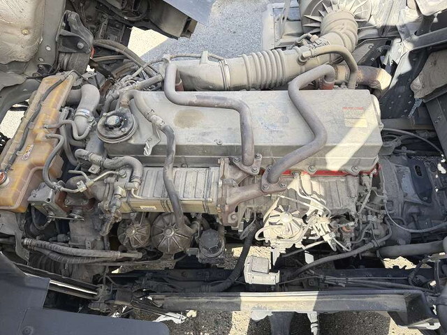 日野プロフィアアルミバン大型（10t）[写真17]