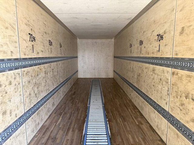 日野プロフィアアルミバン大型（10t）[写真08]