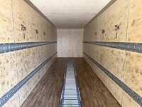 日野プロフィアアルミバン大型（10t）[写真09]