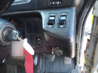 日野レンジャークレーン4段中型（4t）[写真38]