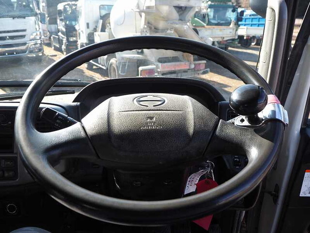 日野レンジャークレーン4段中型（4t）[写真39]