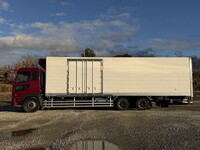 UDトラックスクオン冷凍車（冷蔵車）大型（10t）[写真11]