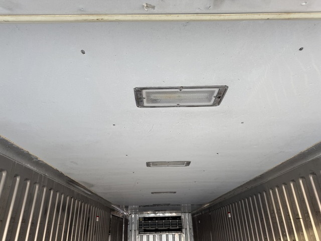 UDトラックスクオン冷凍車（冷蔵車）大型（10t）[写真16]