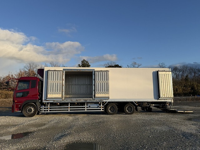 UDトラックスクオン冷凍車（冷蔵車）大型（10t）[写真20]