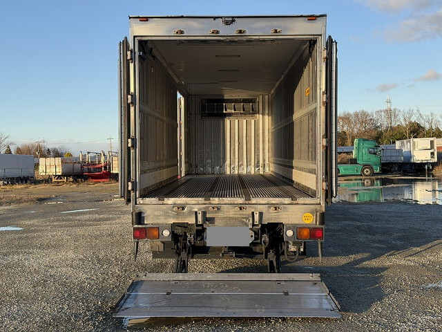 UDトラックスクオン冷凍車（冷蔵車）大型（10t）[写真21]