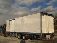 UDトラックスクオン冷凍車（冷蔵車）大型（10t）[写真02]