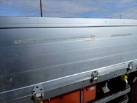 三菱ファイターアルミブロック中型（4t）[写真26]