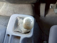 三菱ファイターアルミブロック中型（4t）[写真30]