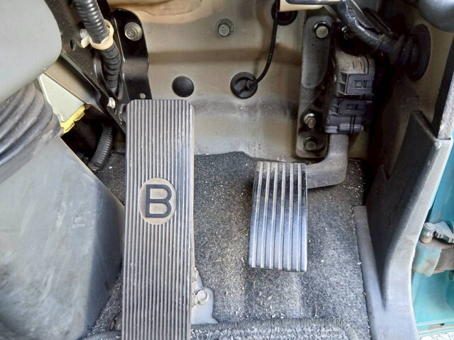 三菱ファイターアルミブロック中型（4t）[写真35]