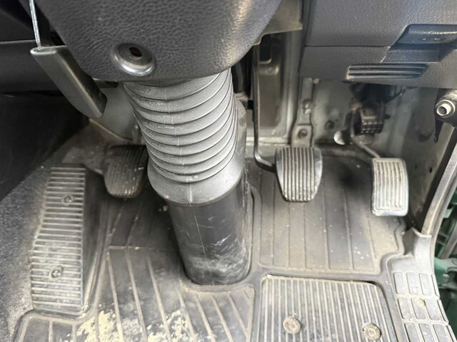 日野プロフィアトレーラーヘッド（トラクターヘッド）大型（10t）[写真31]