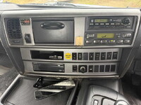 日野プロフィアトレーラーヘッド（トラクターヘッド）大型（10t）[写真35]