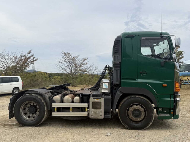 日野プロフィアトレーラーヘッド（トラクターヘッド）大型（10t）[写真06]