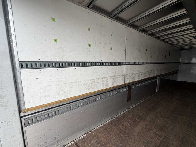 日野プロフィアアルミウイング大型（10t）[写真14]