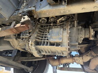 いすゞギガ平ボディ大型（10t）[写真14]