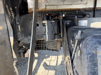 いすゞギガ平ボディ大型（10t）[写真16]