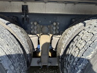 いすゞギガ平ボディ大型（10t）[写真20]