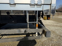 いすゞギガ平ボディ大型（10t）[写真22]