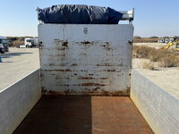 いすゞギガ平ボディ大型（10t）[写真10]