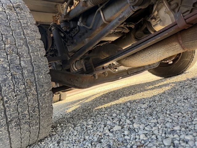 UDトラックスクオンアルミウイング大型（10t）[写真29]