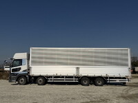 UDトラックスクオンアルミウイング大型（10t）[写真07]