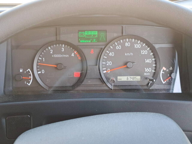 いすゞエルフアルミバン小型（2t・3t）[写真16]