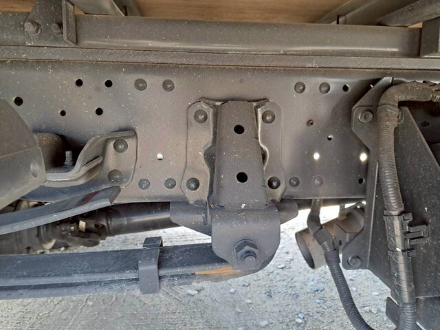 いすゞエルフアルミバン小型（2t・3t）[写真33]