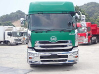 UDトラックスクオントレーラーヘッド（トラクターヘッド）大型（10t）[写真05]