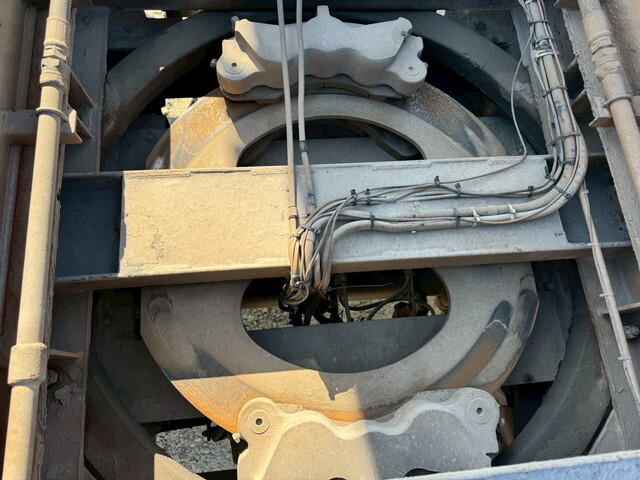 日野プロフィア深ダンプ（土砂禁ダンプ）大型（10t）[写真19]