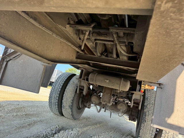 日野プロフィア深ダンプ（土砂禁ダンプ）大型（10t）[写真20]