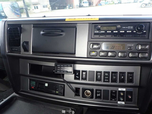 日野プロフィアトレーラーヘッド（トラクターヘッド）大型（10t）[写真36]