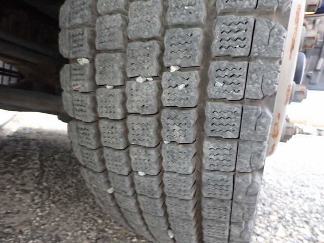 日野プロフィアトレーラーヘッド（トラクターヘッド）大型（10t）[写真39]