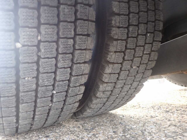 日野プロフィアトレーラーヘッド（トラクターヘッド）大型（10t）[写真40]