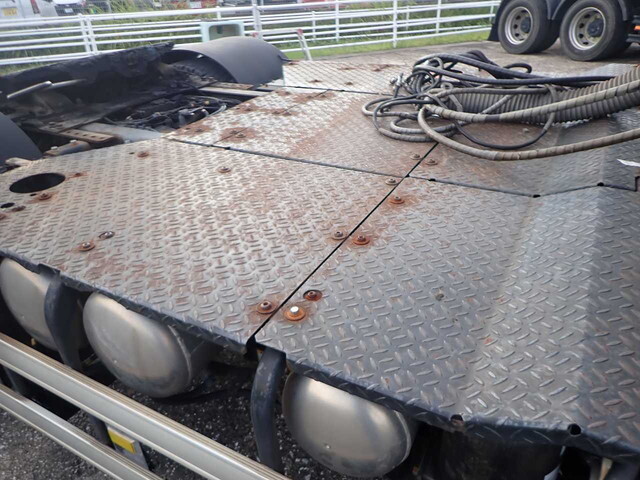 日野プロフィアトレーラーヘッド（トラクターヘッド）大型（10t）[写真08]