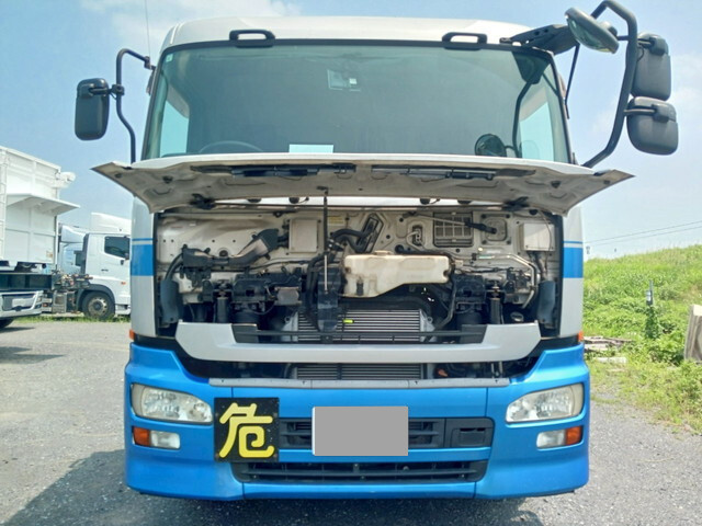 UDトラックスクオントレーラーヘッド（トラクターヘッド）大型（10t）[写真06]