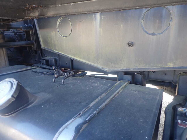 三菱ふそうスーパーグレートトレーラーヘッド（トラクターヘッド）大型（10t）[写真18]