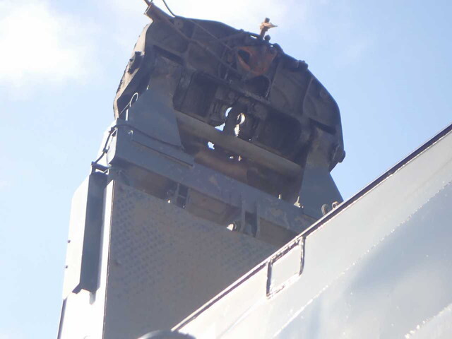 三菱ふそうスーパーグレートトレーラーヘッド（トラクターヘッド）大型（10t）[写真26]