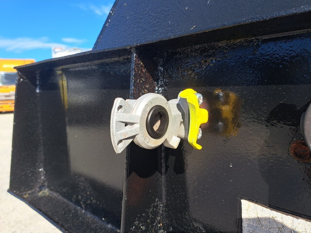 その他のメーカーその他の車種トレーラー（セミトレーラー）大型（10t）[写真26]