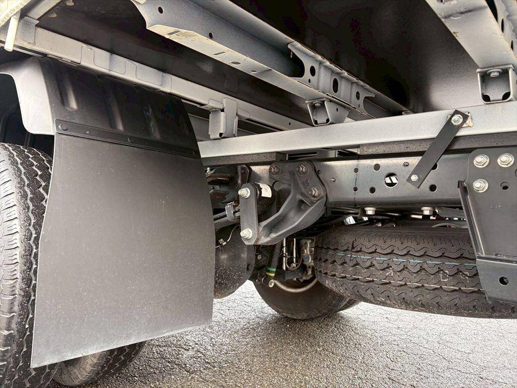 日野デュトロ平ボディ小型（2t・3t）[写真16]