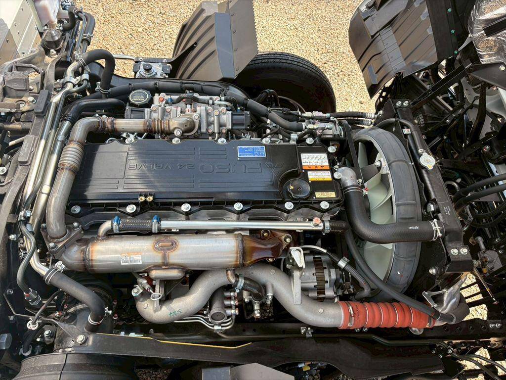 三菱ふそうファイター冷凍車（冷蔵車）中型（4t）[写真18]