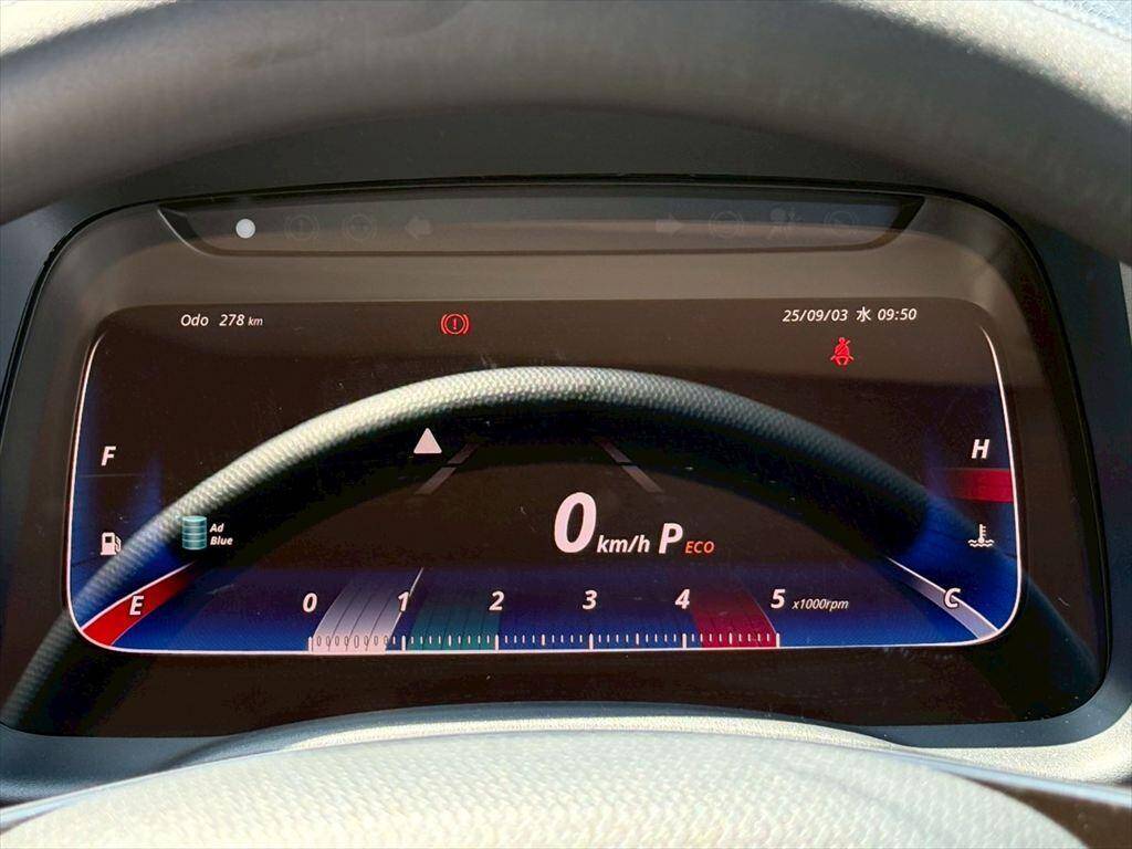 三菱ふそうキャンターアルミバン小型（2t・3t）[写真19]