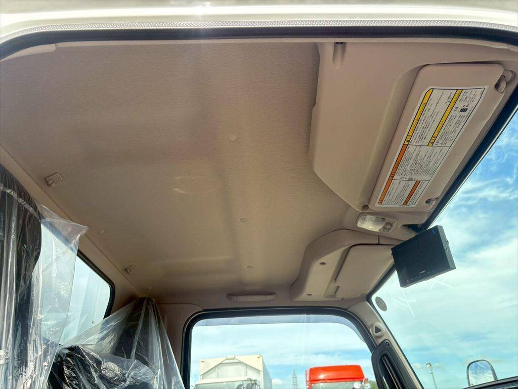 三菱ふそうキャンター冷凍車（冷蔵車）小型（2t・3t）[写真21]