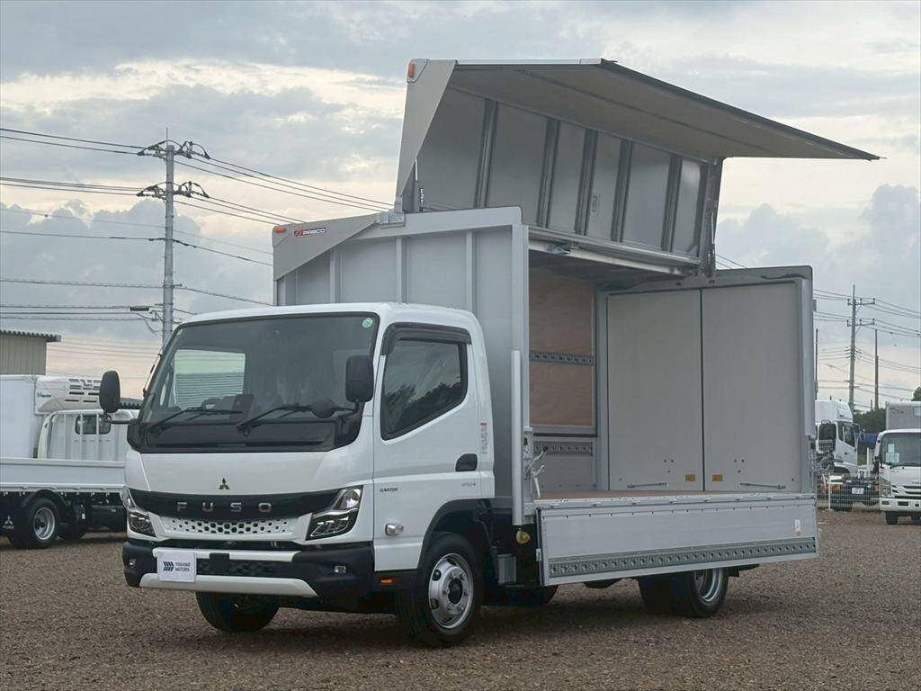 三菱ふそうキャンターアルミウイング小型（2t・3t）[写真11]