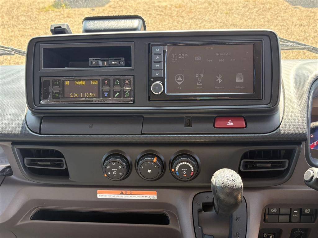 三菱ふそうキャンター冷凍車（冷蔵車）小型（2t・3t）[写真19]