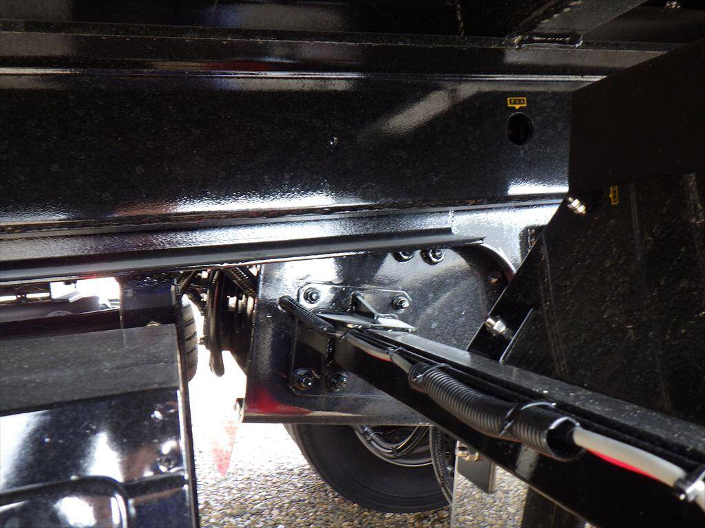 三菱ふそうスーパーグレートセーフティローダー大型（10t）[写真18]