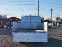 三菱ふそうファイターアルミブロック中型（4t）[写真12]